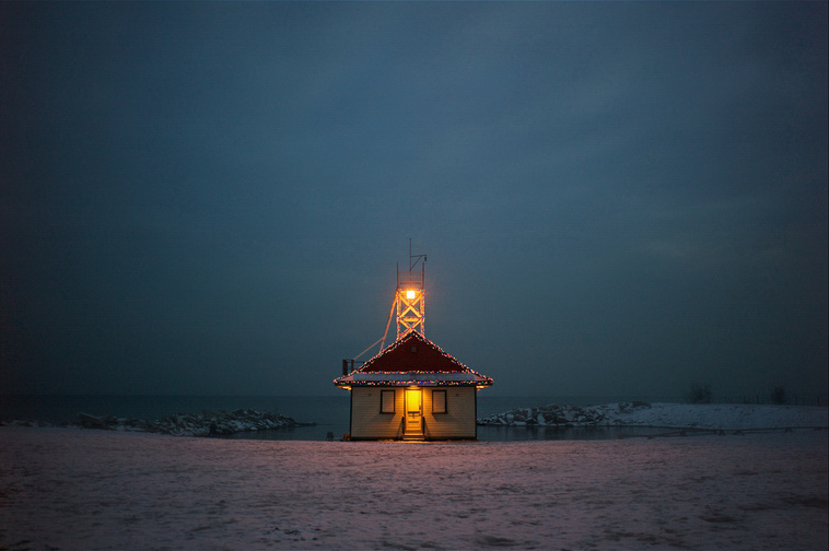christmas-on-the-toronto-beach.