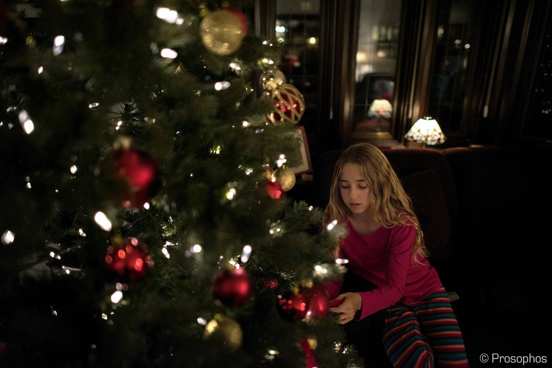 Decorating the Christmas Tree, Part 2